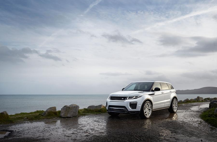  Land Rover Range Rover Evoque HSE Dynamic 2015 года  (фото 20 из 22)